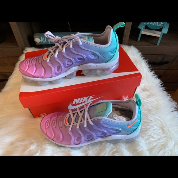 SOLD❌Nike air vapormax plus - Picture 12 of 16